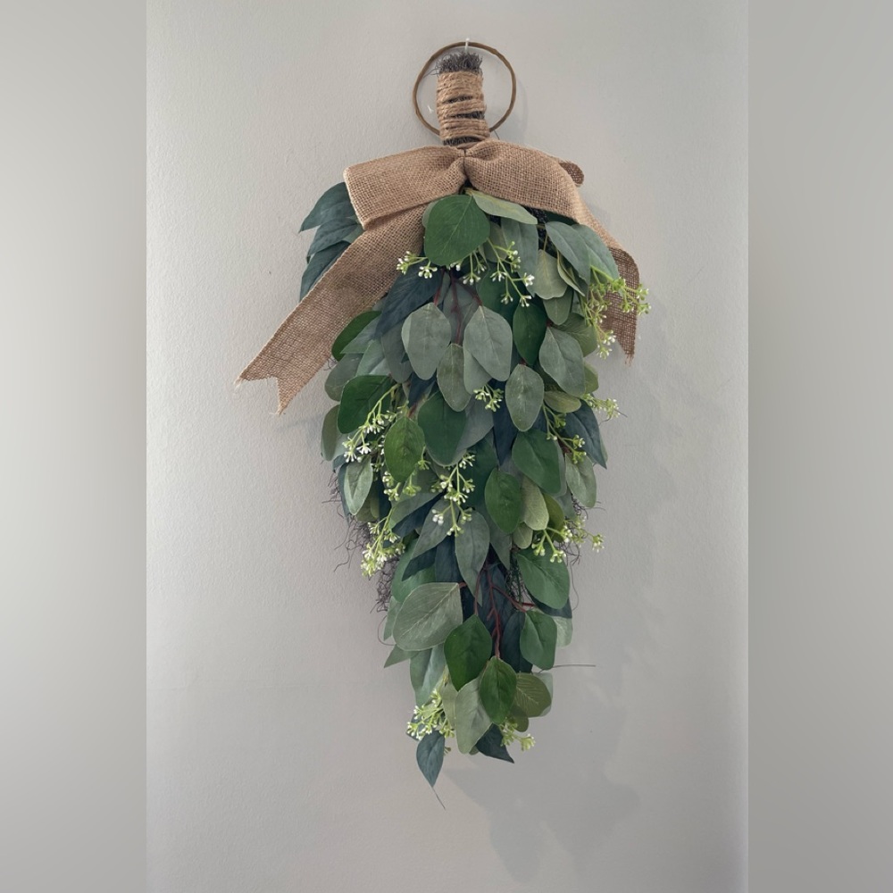 decorative, artificial, botanical, teardrop wreath (FINAL PRICE)